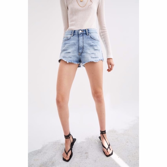 zara distressed shorts